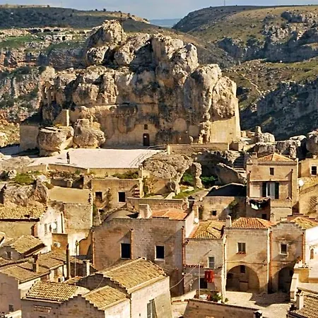 Uno Sguardo Sui Sassi Matera
