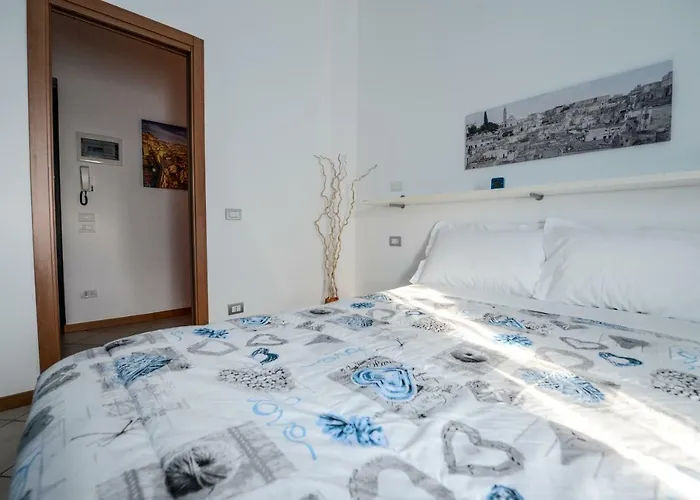 Uno Sguardo Sui Sassi Bed & Breakfast 3*